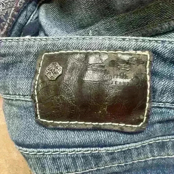 Silver Aiko Bootcut Jeans. Waist 38. Length 31. Used but good condition. - Picture 7 of 12